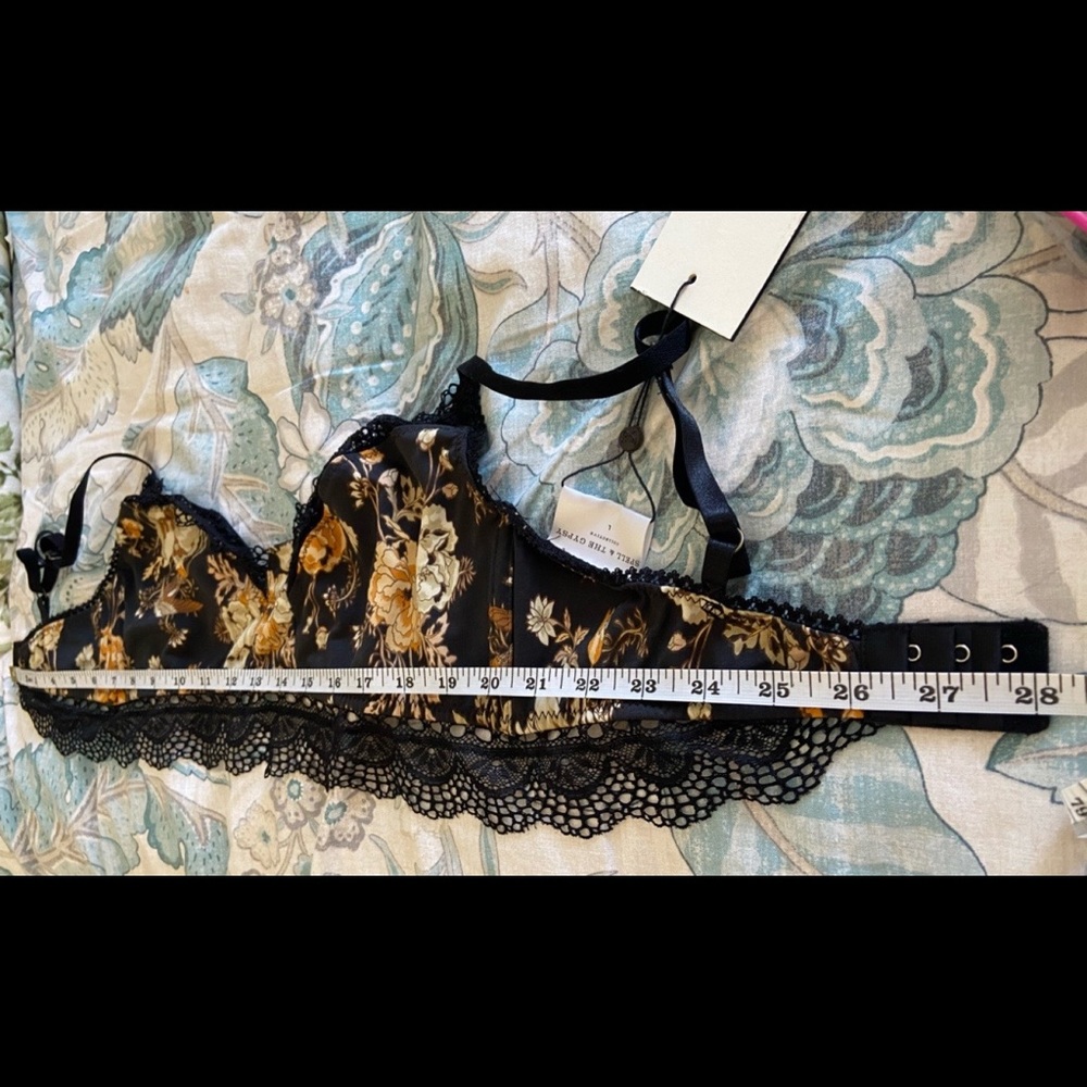 💖Spell Rosa Lace Bralette💖 - Picture 7 of 8